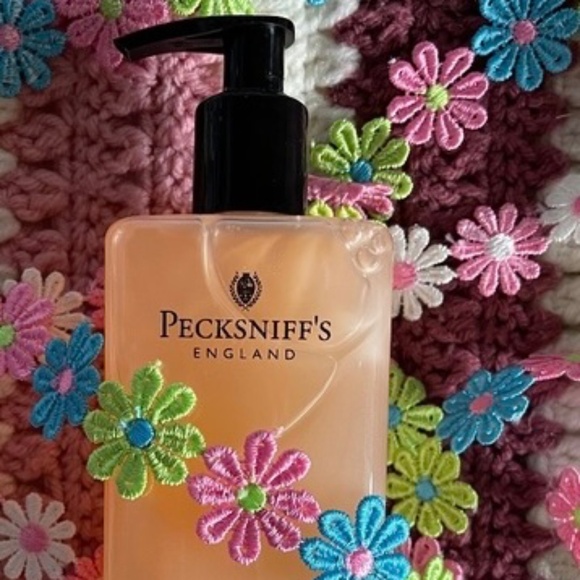 Pecksniff's Hand wash. Made in England Ginger Flower & Patchouli fragrance - Picture 1 of 4